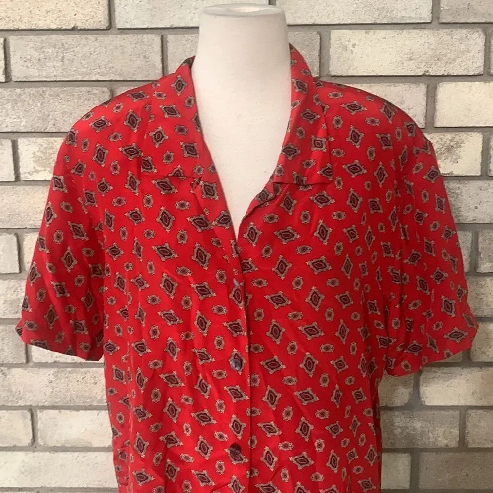 3for$20 button front blouse 10 - Picture 2 of 4